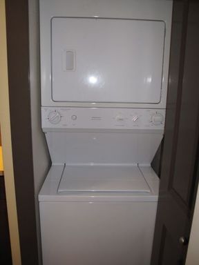 Building Photo - Contemporary, Clean Condo at Veridian Cove!! Available 7/10/2026!