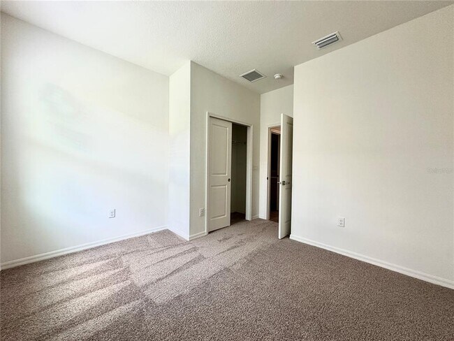 Building Photo - 3296 Rolling Plns Cir