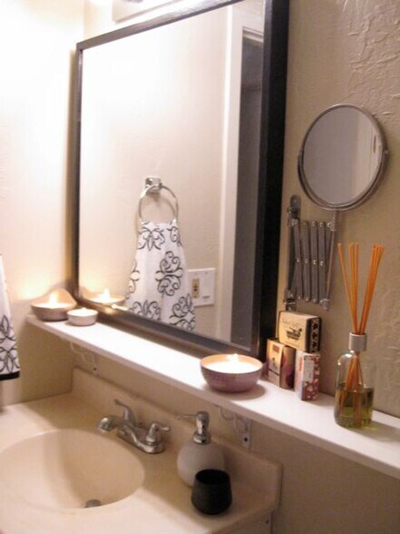 Building Photo - 1441 Lincoln Ave