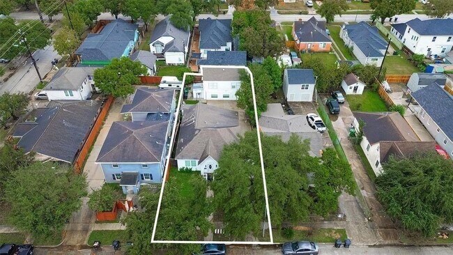 Building Photo - 1511 Scharpe St