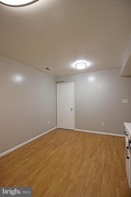Building Photo - 7939 Otter Cove Ct