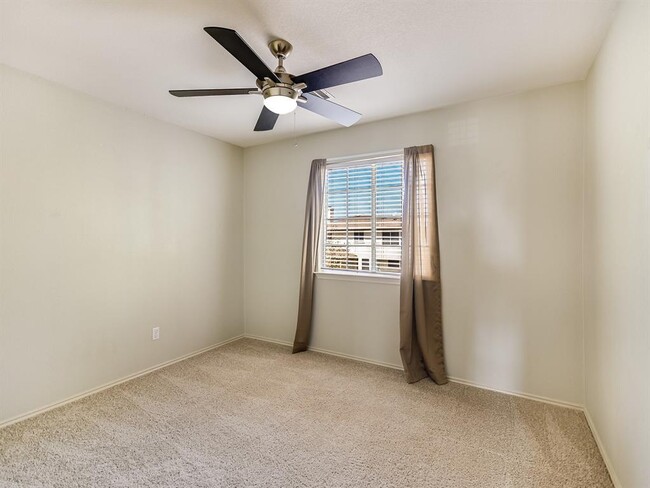 Building Photo - 14440 Lilley Brook Cove
