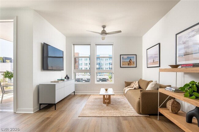 Building Photo - 11055 S Las Vegas Blvd