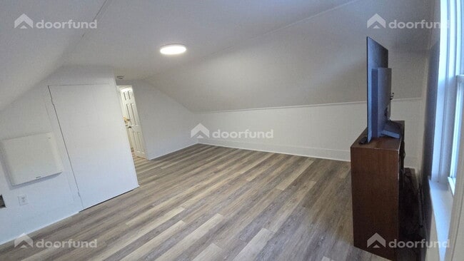 Building Photo - 50 Summer St