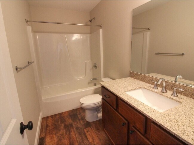 Building Photo - 4BD/3.5BA S. Burlington Townhome - Hillside at O'Brien Farm