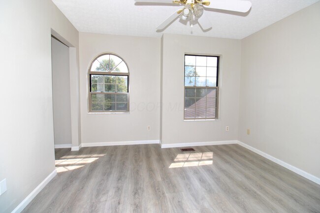 Building Photo - 2515 Pressman Dr