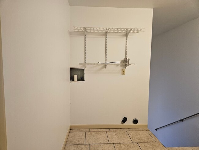 Building Photo - 798RUNVILLER