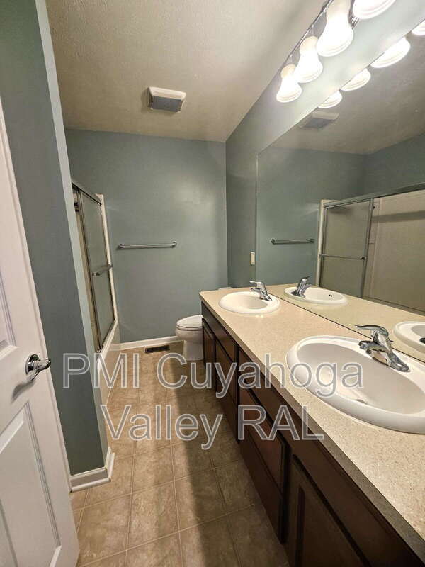 Building Photo - 4046 Gardiner Run