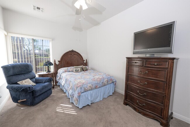 Building Photo - 45138 Banff Springs St