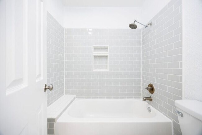 Building Photo - 11827 Gallery View St