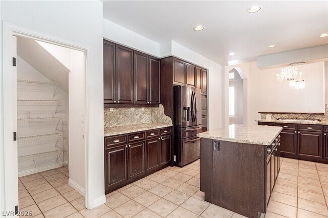 Building Photo - 2384 Denair Way