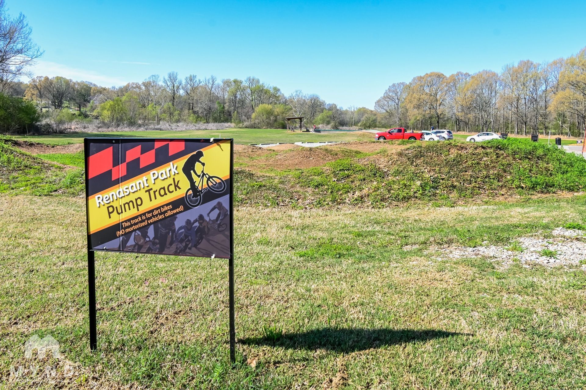 Building Photo - 1113 Deer Creek Dr