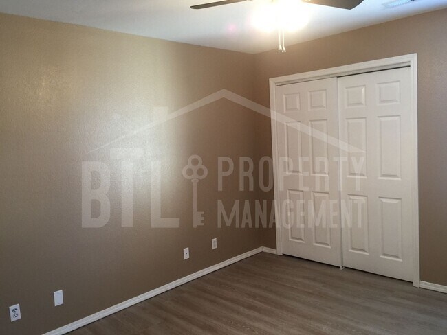 Building Photo - Beautiful 3BR Home in The Highlands with Community Pool
