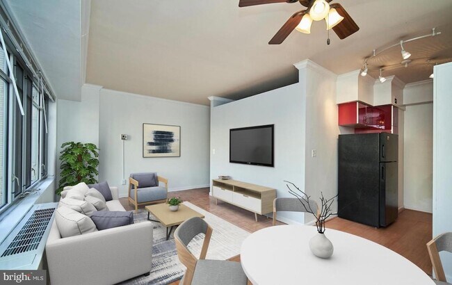 Building Photo - 1711 Massachusetts Ave NW