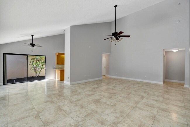 Building Photo - 143 Cape Pointe Cir