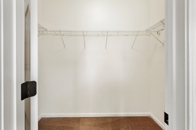 Building Photo - 2371 Snowberry Cir