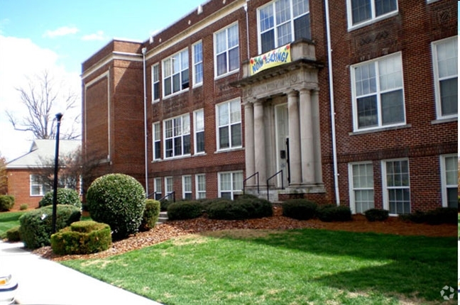 Building Photo - School at Spring Garden Student Apartments