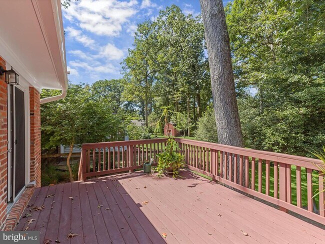 Building Photo - 12516 Two Farm Dr
