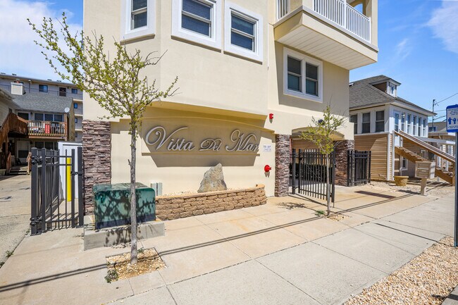 Building Photo - 28 Sampson Ave