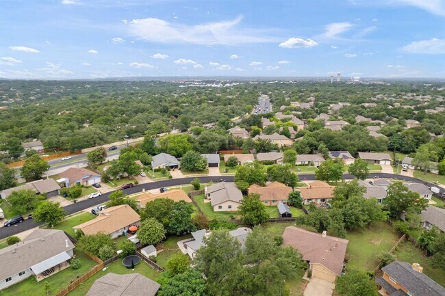 Building Photo - 10709 Onyx Cove