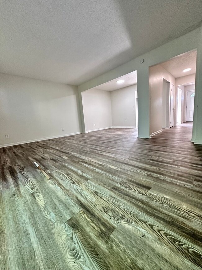 Building Photo - Summerwind-Virginia Beach Townhouse