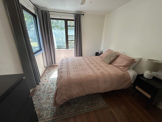 Building Photo - 138 Aikens Pl