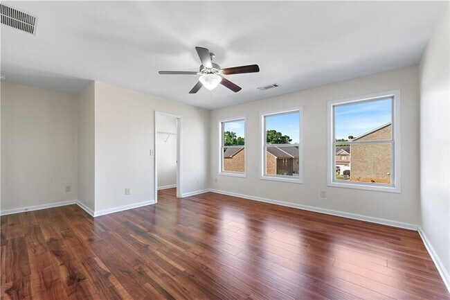 Building Photo - 204 Britt Dr
