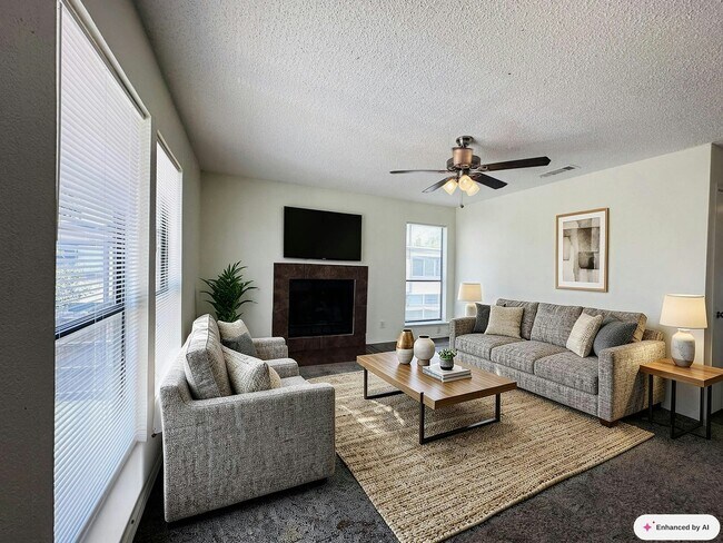 Building Photo - 8109 Foxfire Ln