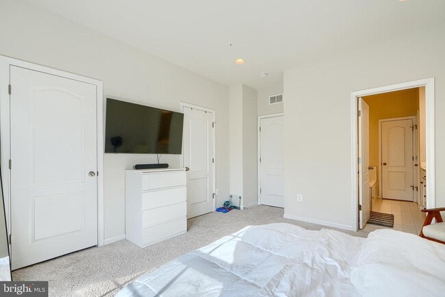 Building Photo - 2718 Lanham Hill Cir