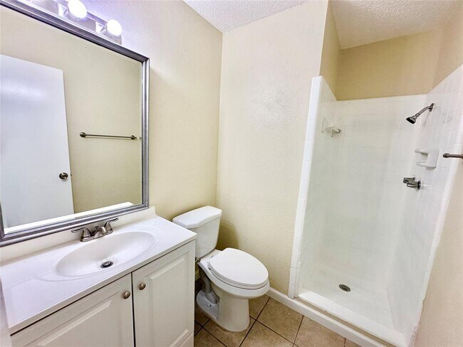 Building Photo - 5206 Regency Cove