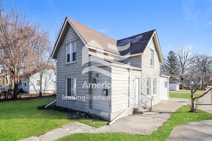 Building Photo - 147 Avery St