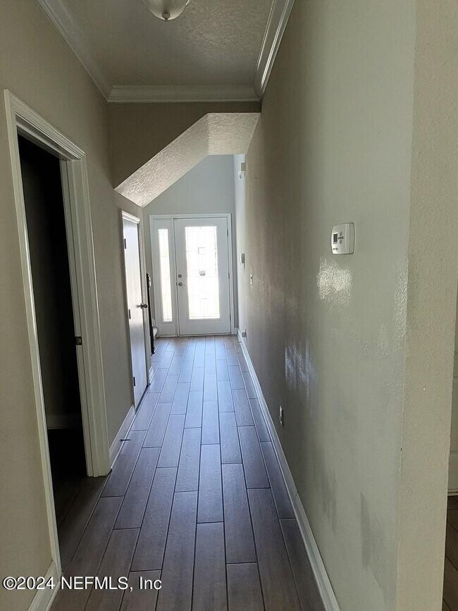 Building Photo - 4860 Red Egret Dr