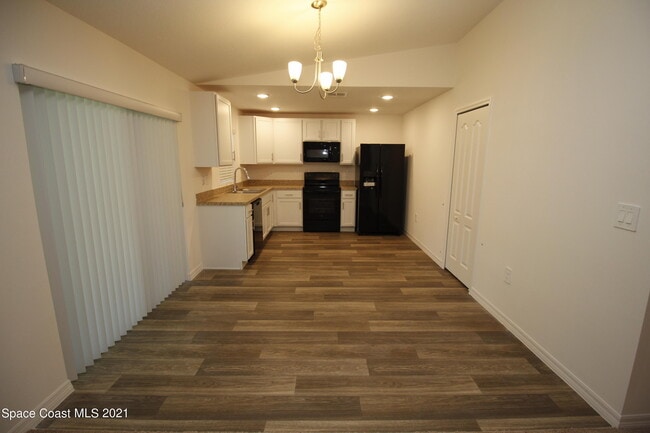 Building Photo - 1825 Tulane Ave SE