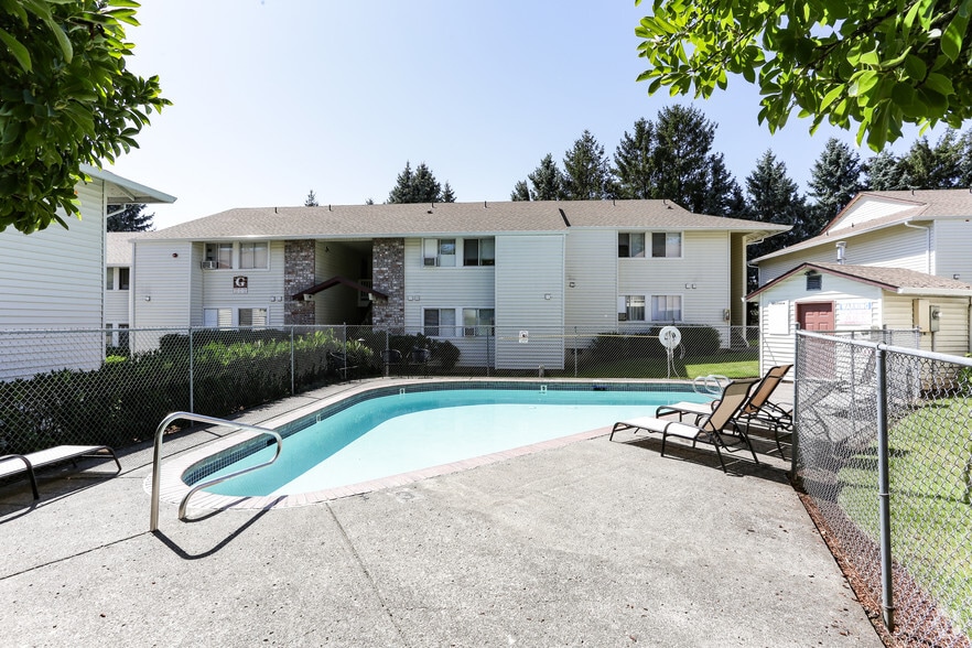 Building Photo - Heron Hills Apartment Homes