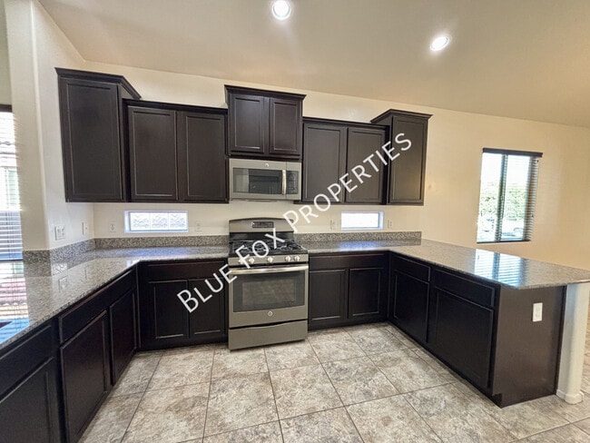 Building Photo - 9906 N Niobrara Way
