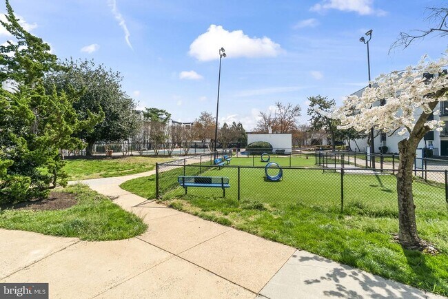 Building Photo - 60 S Van Dorn St