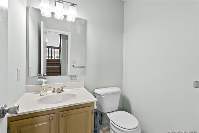 Building Photo - 2944 Wedgeview Dr