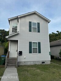 Building Photo - 609 N 8th St