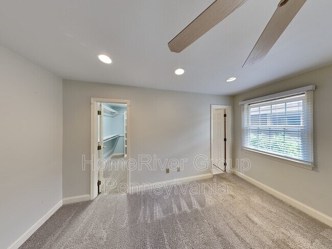 Building Photo - 31 Brucewood Dr
