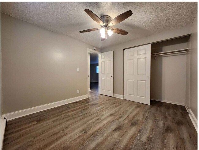Building Photo - 7165 Alegre Cir