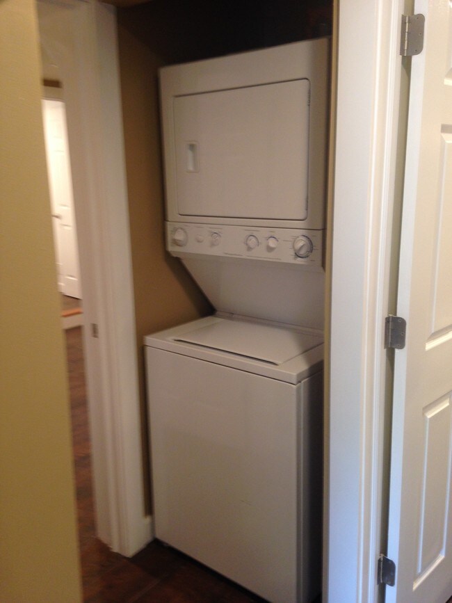 Building Photo - 1 Colson Ct