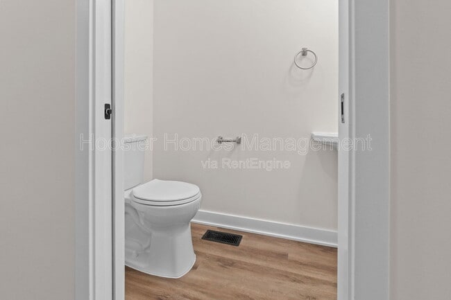 Building Photo - 4448 Evanston Ave