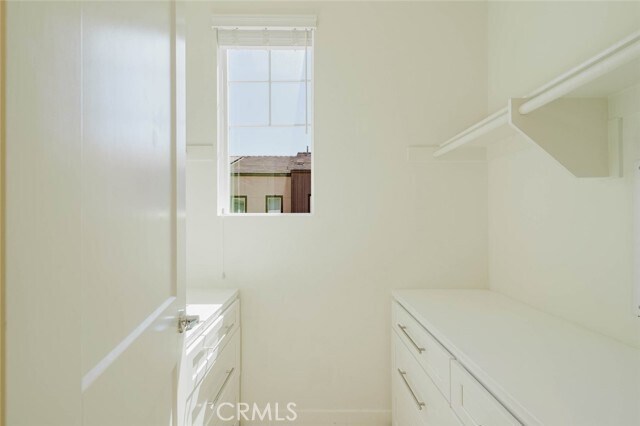 Building Photo - 211 Red Brick Dr