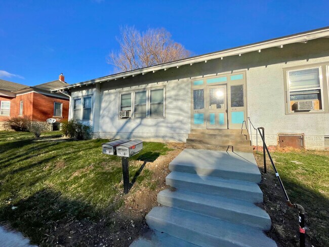Primary Photo - 416 N 7th St