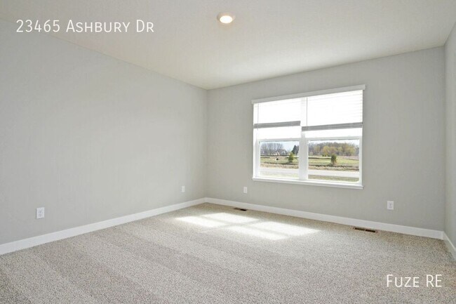 Building Photo - 23465 Ashbury Dr