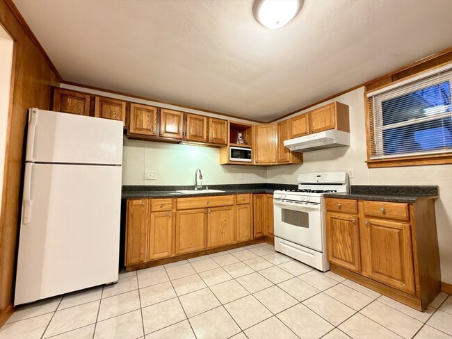 Building Photo - 45 Kinglet Dr