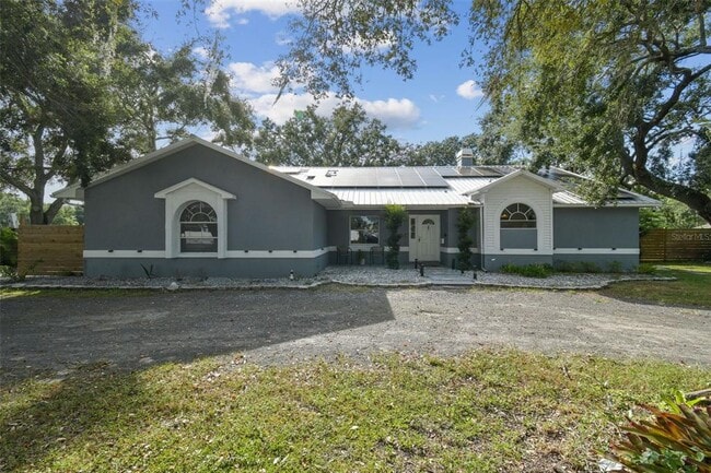 Primary Photo - 15410 Manning Dr