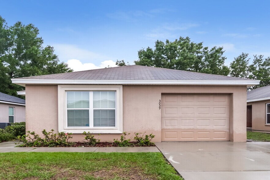 Primary Photo - 5059 Belmont Park Ln