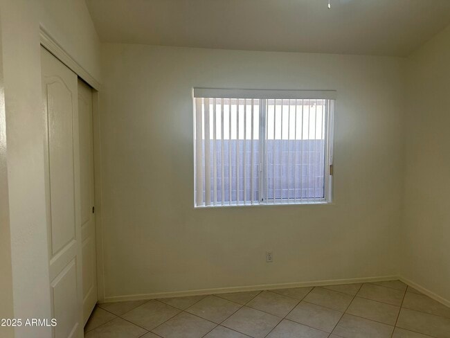 Building Photo - 4256 E Chaparosa Way