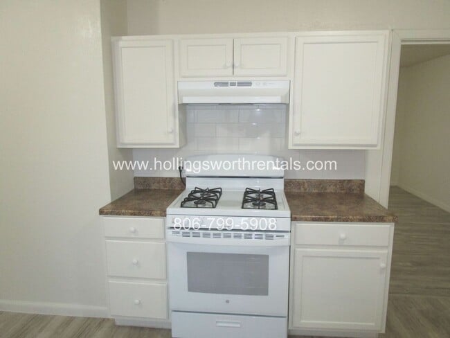 Building Photo - 2 bedroom 1 bath house